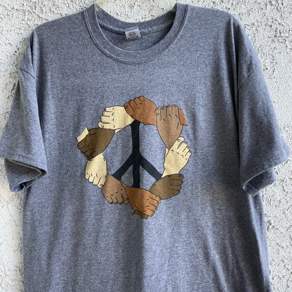 Size XL Hands of Peace T-Shirt